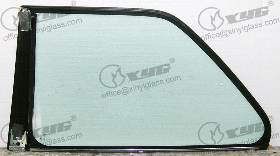 [2425RGNS2RQO-XI.UC] BMW 3 (E30)  (1982-1994), П, ЗЧ, Зл, Седан 2-дв., що відкривається, XINYI, уцінка